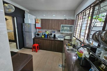 Austin Residence @Taman Mount Austin