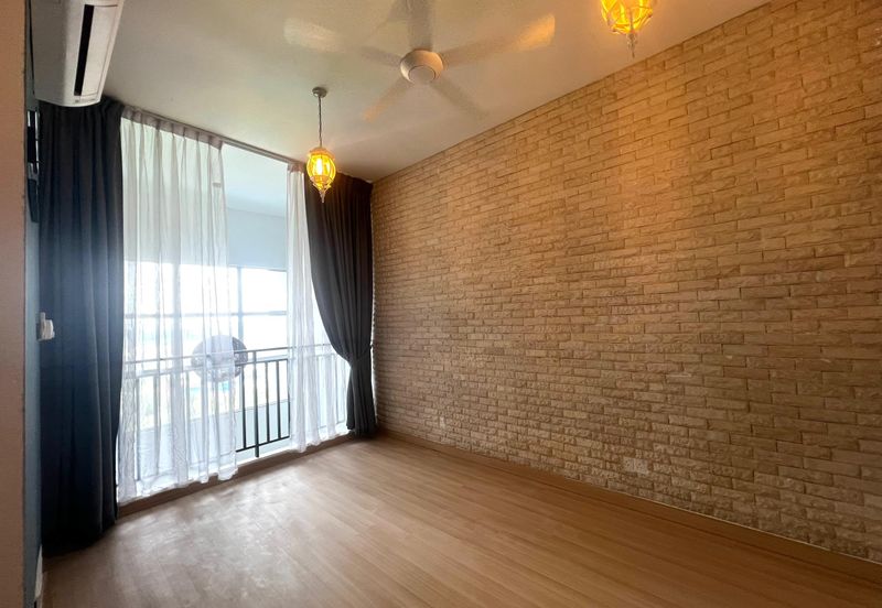 D Rich Executive Suites