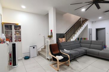 Austin Residence @Taman Mount Austin