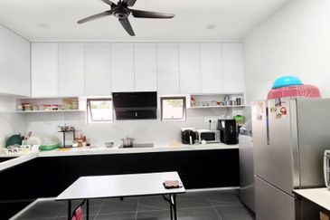 Austin Residence @Taman Mount Austin