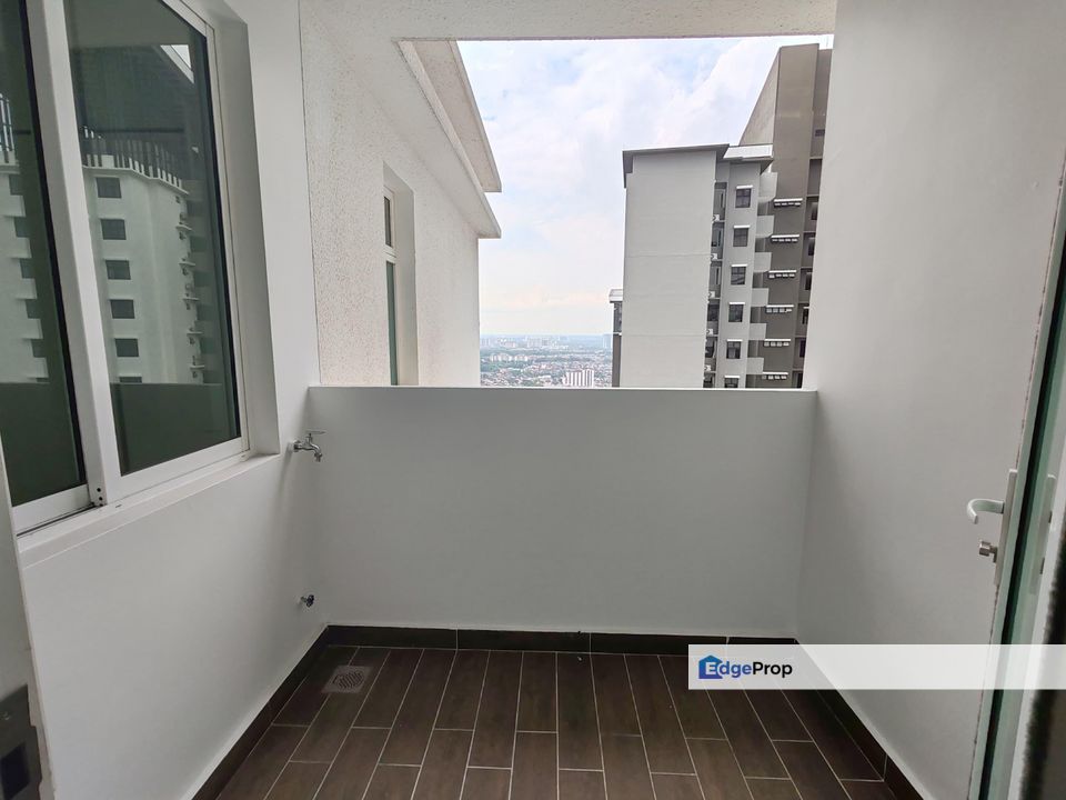 TriTower Residence @ Johor Bahru Sentral, Johor Bahru, Johor, 3 Bedroom 2 Bathroom, Near Ciq, High Floor, Johor, Johor Bahru