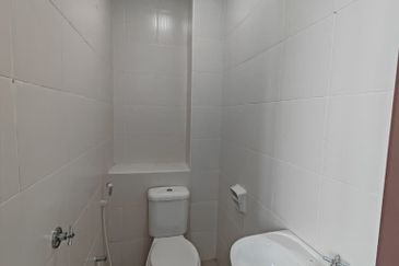 Seri Austin Luxury Apartment