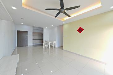 Seri Austin Luxury Apartment