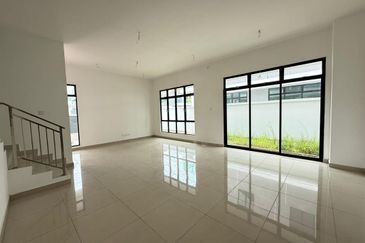 Austin Residence @Taman Mount Austin