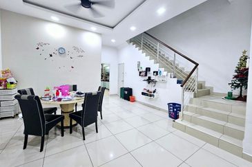 Austin Residence @Taman Mount Austin