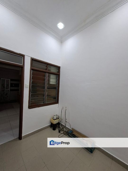 Taman Kota Masai, Pasir Gudang, Johor,  1 Storey Semi D Cluster 35x70, Renovated, Gated Guarded, Johor, Pasir Gudang