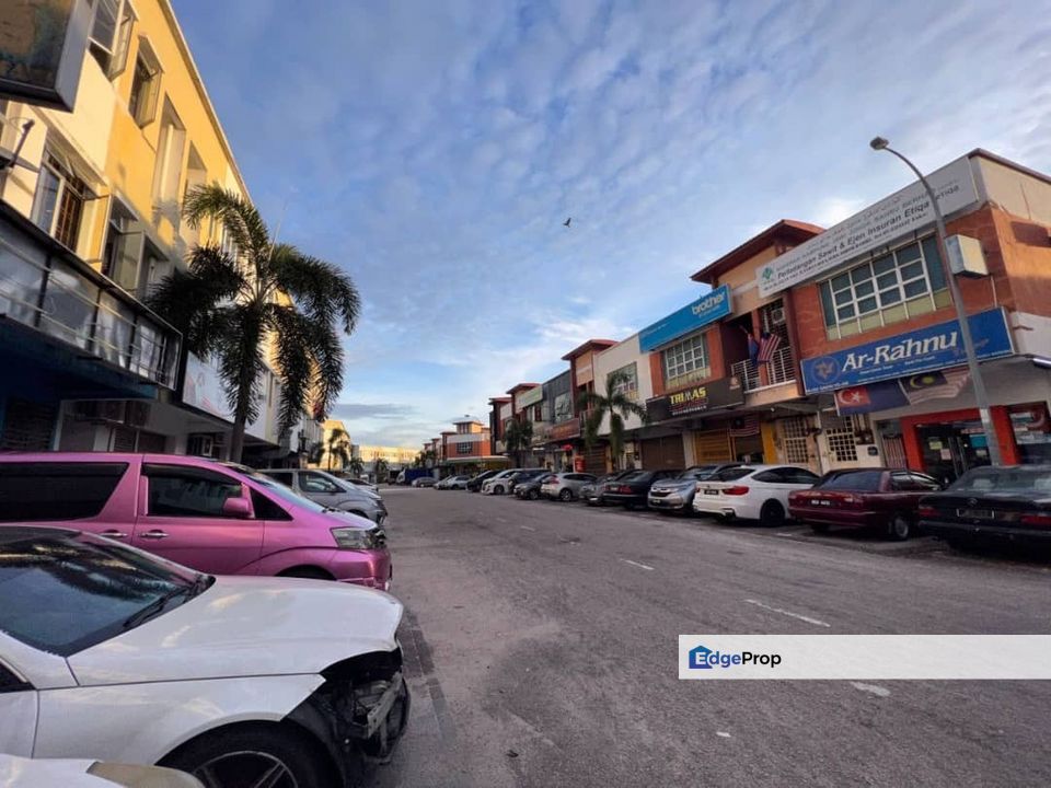 Taman Daya, Tebrau, Johor Bahru, Johor, 3 Storey Shop Lot 22x70, 2 Units For Sale, Johor, Johor Bahru