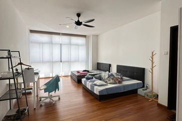 The Hills Residences, Senibong Cove