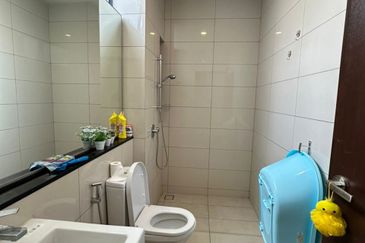 The Hills Residences, Senibong Cove