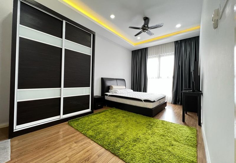 The WaterEdge Residences