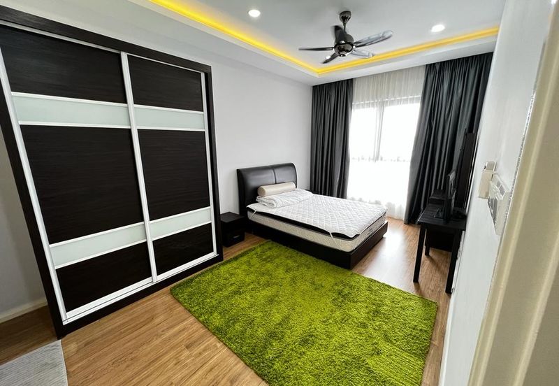 The WaterEdge Residences