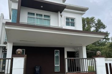 Senibong Villas