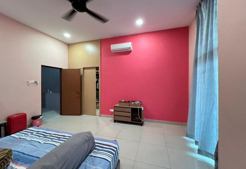 Austin Residence @Taman Mount Austin