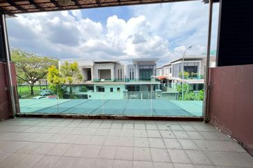 Austin Residence @Taman Mount Austin