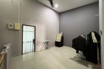 Austin Residence @Taman Mount Austin