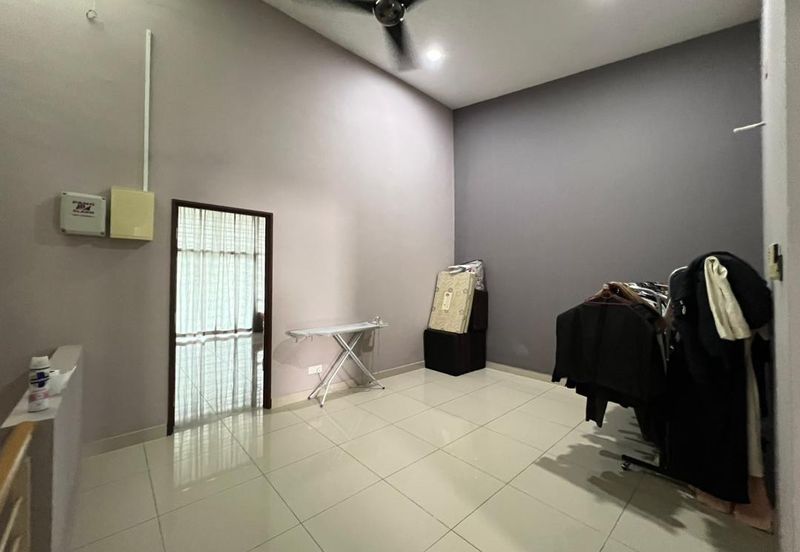 Austin Residence @Taman Mount Austin