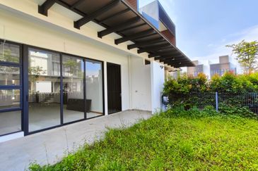 Senibong Cove Waterway Residences