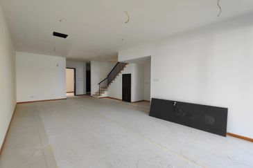 Senibong Cove Waterway Residences