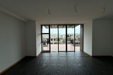 Senibong Cove Waterway Residences