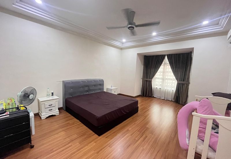 Jalan Serindit Utama