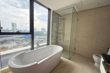 The Astaka @ 1 Bukit Senyum