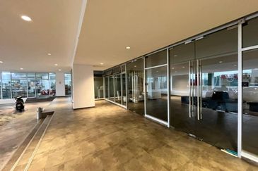 Midas Perling Apartment