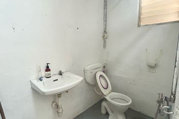 Taman Pulai Utama Flat