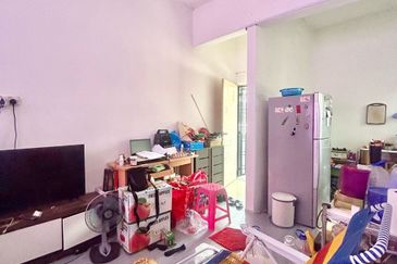 Taman Pulai Utama Flat