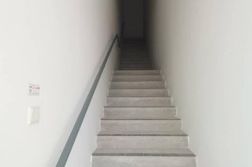 Selesa Jaya Factory Corner Lot For Rent