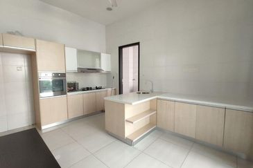 Taman Impian Heights