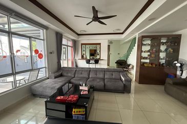 Horizon Hills Gateway Endlot For Rent