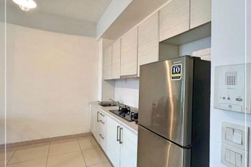 Dedaun Hijau (Greenfield Regency)