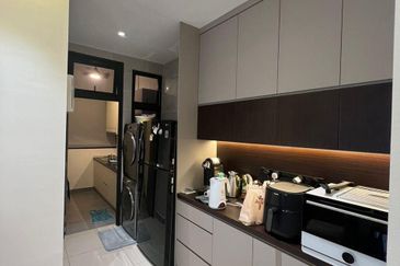 Twin Tower Residence