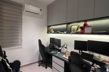 Twin Tower Residence