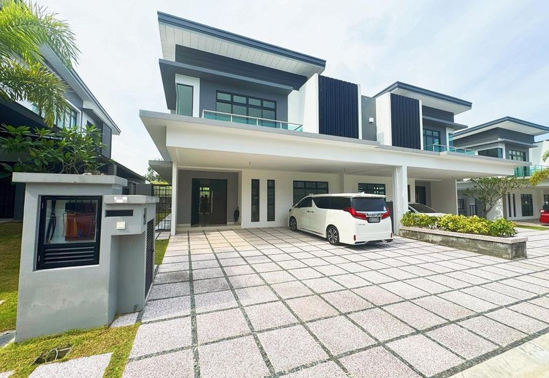 Sutera Double Storey Semi D Bare Condition 