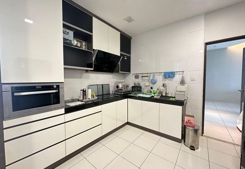 Setia Tropika Fully Furnished & Fully Renovated Near EDL Highway 