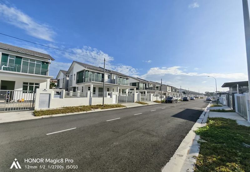 Clover @ Taman Pulai Mutiara 2