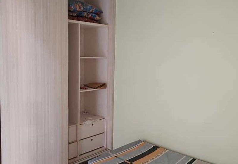 Taman Pelangi, Plentong