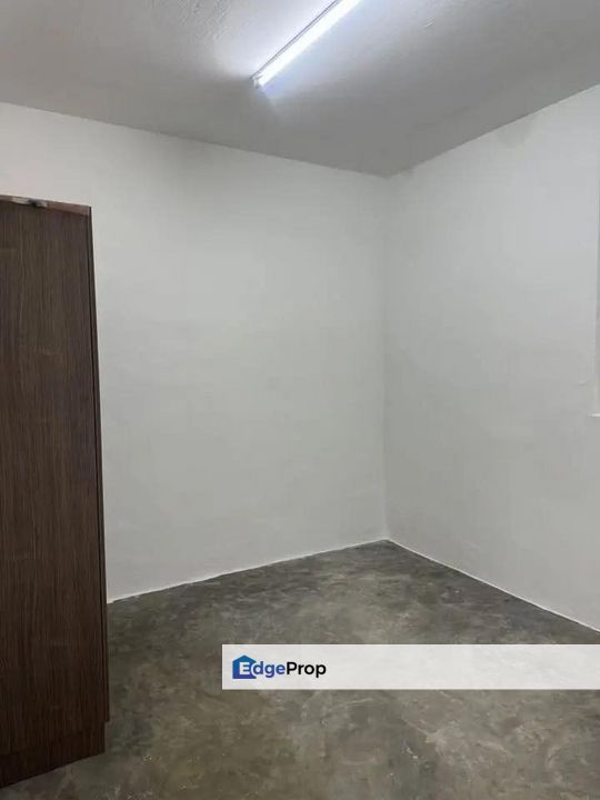 【For Sale｜皇后区 Tun Aminah Flat】 难得低楼层 · 投资自住都适合 Blk 51 Tun Aminah Flat（皇后区） Level 1（只需爬1层楼）, Johor, Johor Bahru