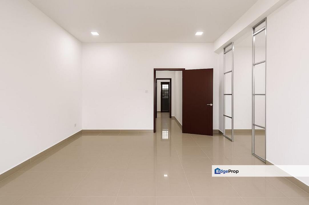 For Sale / WTS Double Storey Terrace House | 双层排屋 Bandar Putra, Kulai, Johor, Kulai