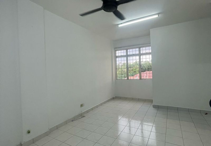 Vista Hatamas Apartment