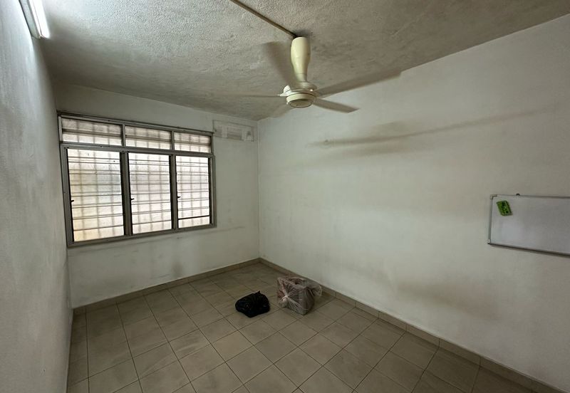 Apartment Taman Castlefield