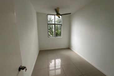 Midfields Condominium