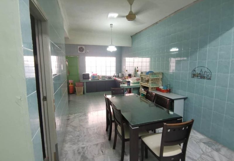 SL 6, Bandar Sungai Long