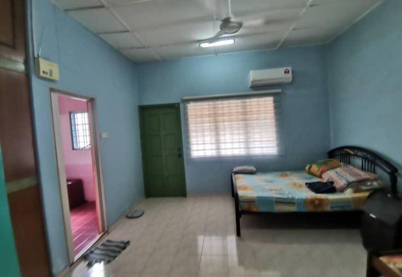 SL 6, Bandar Sungai Long