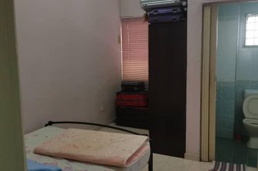 SL 6, Bandar Sungai Long