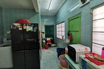 SL 6, Bandar Sungai Long