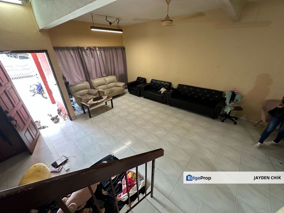2 Storey House At Taman Cempaka Ampang, Walking Distance To LRT Cempaka, Selangor, Ampang