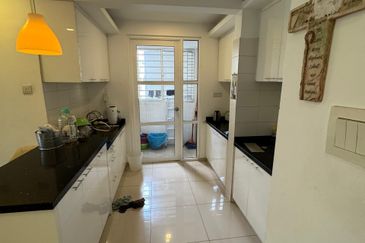 Midfields Condominium