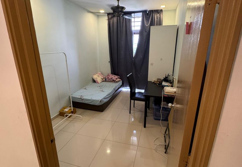 Midfields Condominium